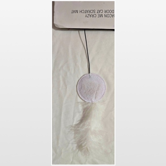 New Cat Toy Scratcher Bacon Me Crazy Floor Door Mat Eggs Feather Catnip NWT - Picture 12 of 16